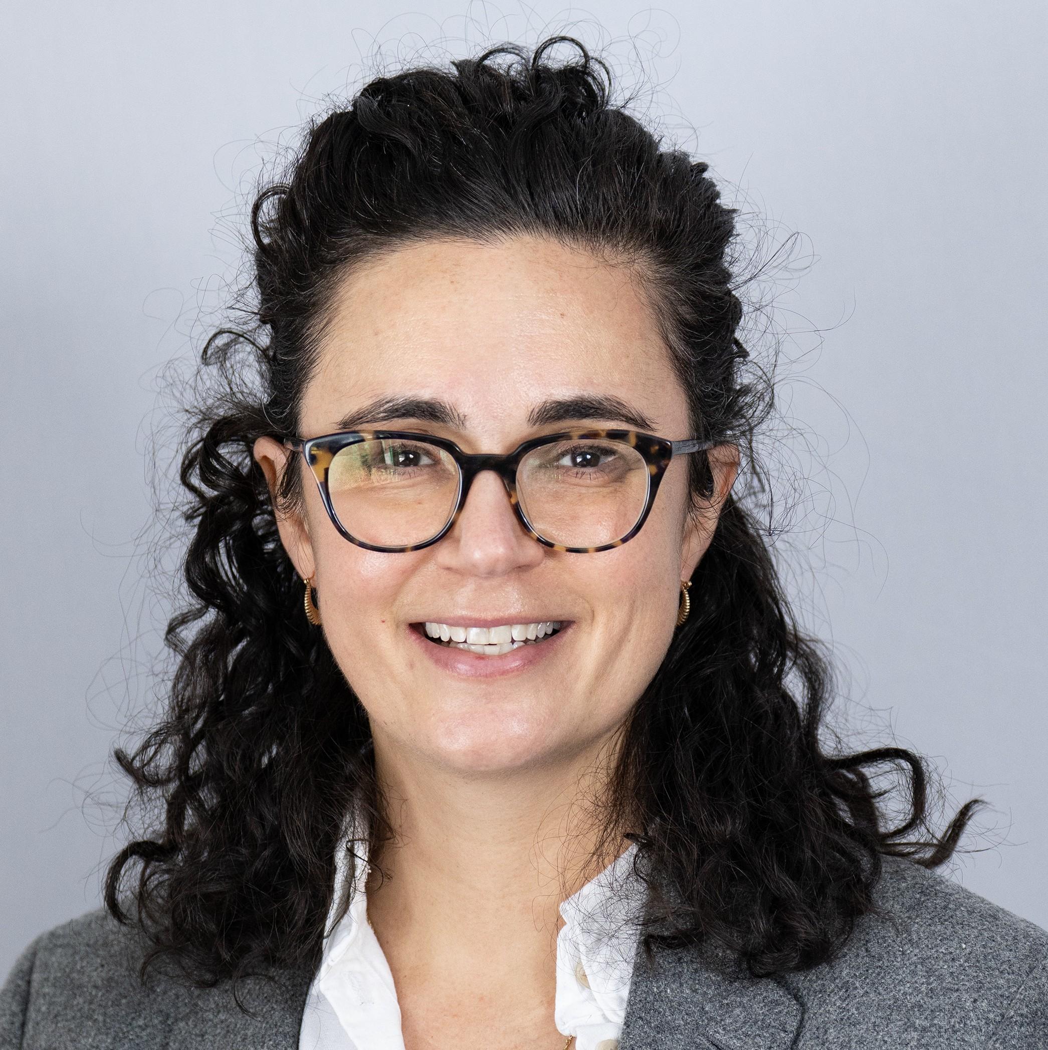 Jess Cooperstone Headshot